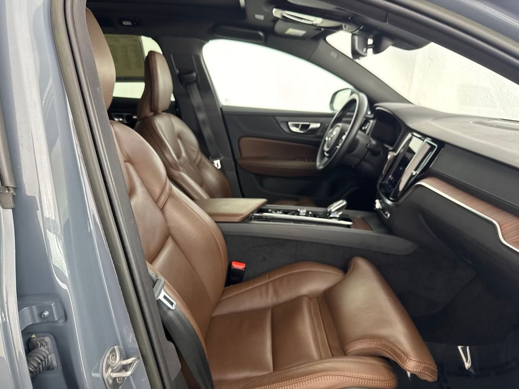 Used 2023 Gray Volvo Ultimate image 25