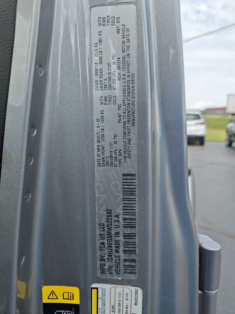 Used 2021 Silver Jeep Unlimited Sahara image 26