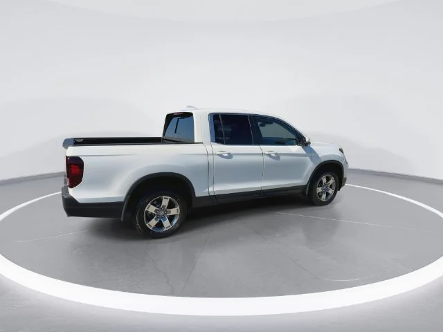 Used 2024  Honda RTL image 8