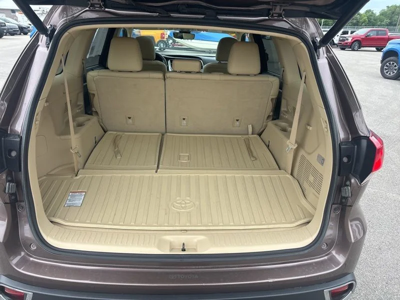 Used 2017 Brown Toyota Limited image 11