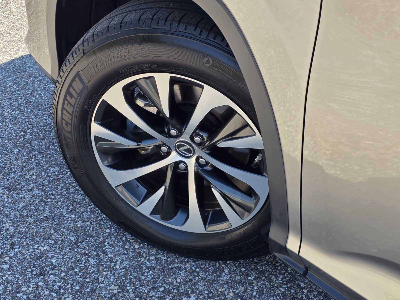 Used 2020 Silver Lexus 450h image 35