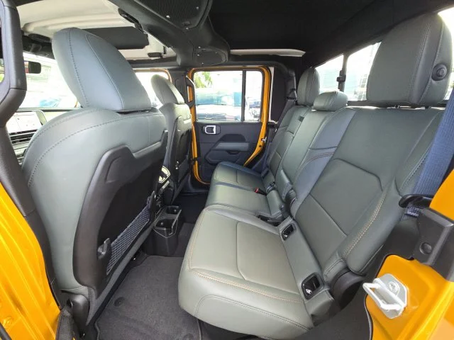 New 2026 Goldilocks Exterior Paint Jeep Mojave image 18