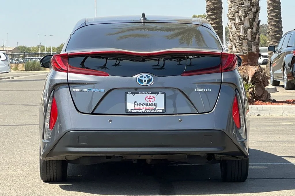 Certified Used 2021 Gray Toyota Limited image 6