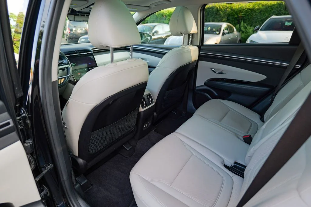 Used 2023 Phantom Black Hyundai Limited image 26