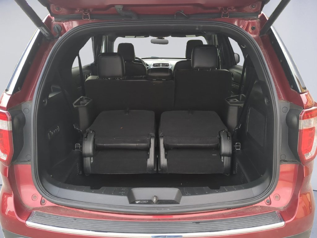 Used 2018 Red Ford Limited image 21