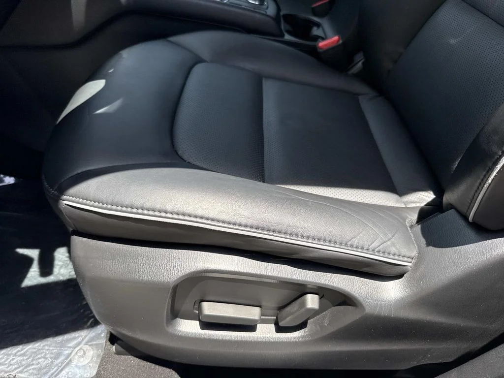 Used 2024 Silver Mazda 2.5 S Select Package image 27