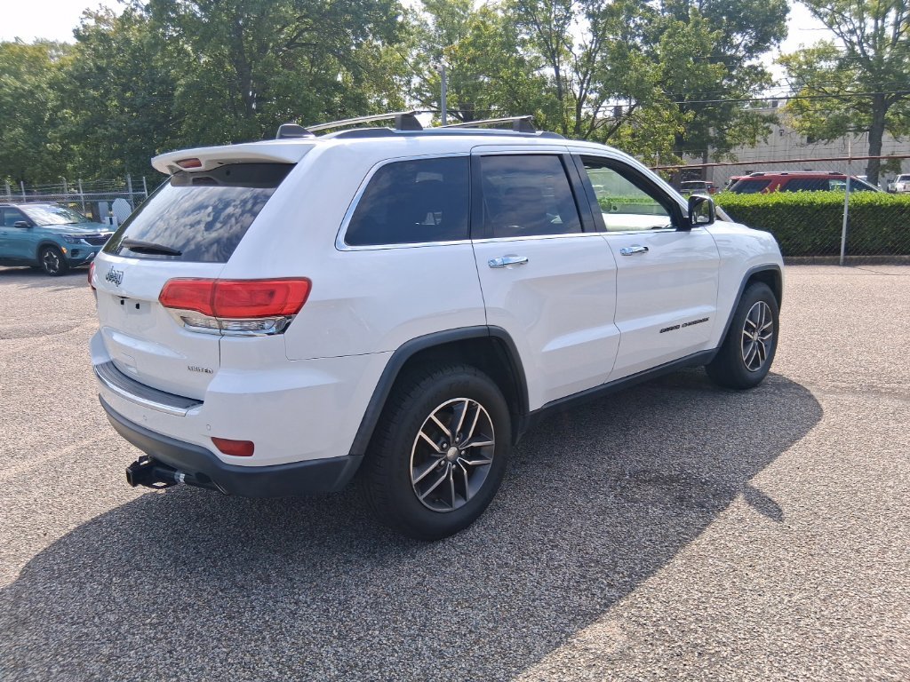 Used 2017 White Jeep Limited image 5