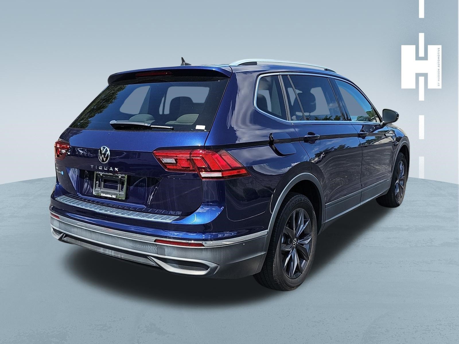 Certified Used 2023 Atlantic Blue Metallic Volkswagen SE image 2