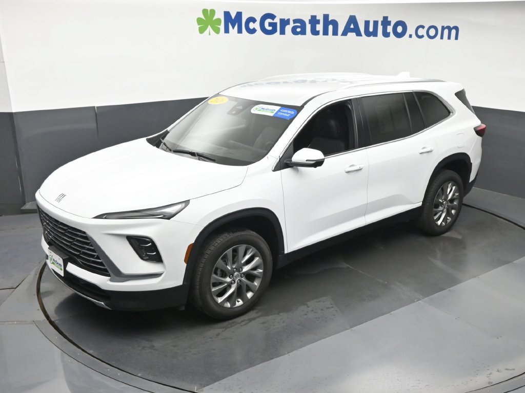 Used 2026 White Buick Preferred image 23
