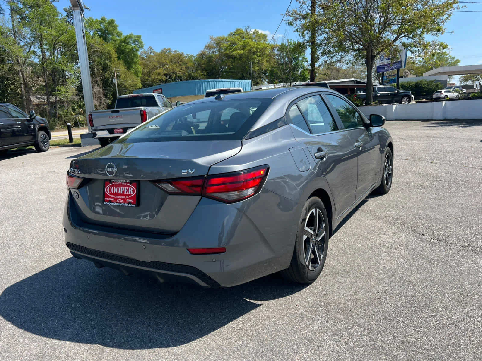 Used 2024 Gun_metallic Nissan SV image 3