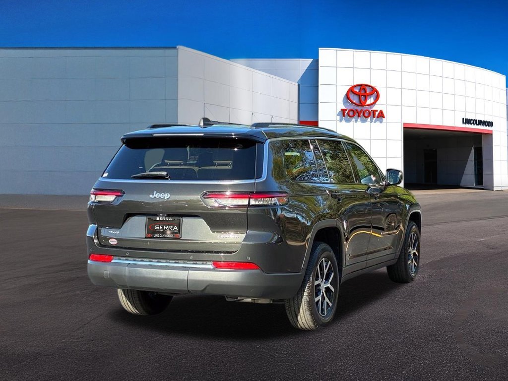 Used 2023 Gray Jeep Limited image 10