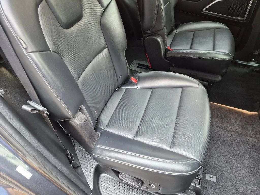 Used 2023 Gray Kia S image 29