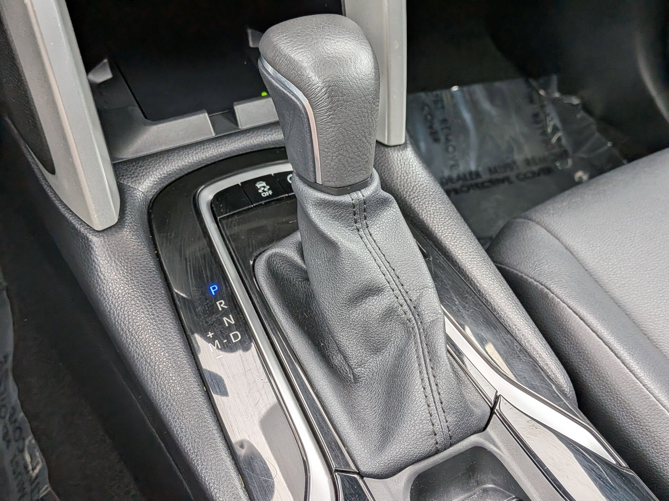 Used 2024 Cypress Toyota XLE AWD image 21