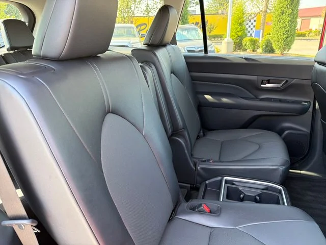 Used 2025 Red Toyota XLE image 27