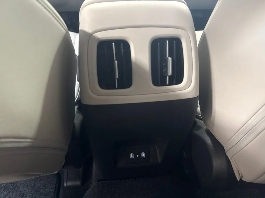 Used 2026 Hampton Gray Hyundai SEL image 16