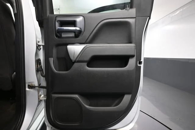 Used 2016 Silver Chevrolet LT image 34