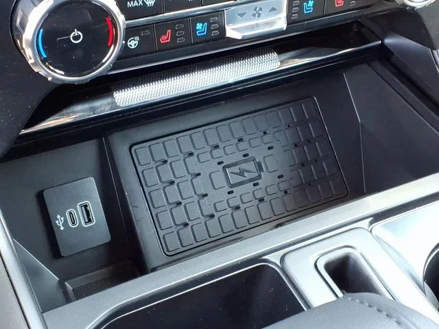New 2026 Agate Black Metallic Ford Lariat image 16