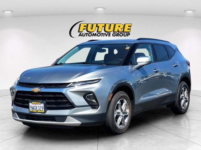 Used 2023 Gray Chevrolet LT image 8