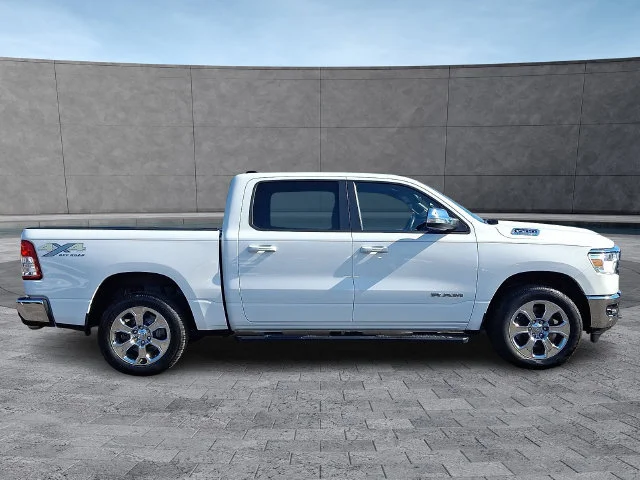 Used 2022 White Ram Big Horn/Lone Star image 7