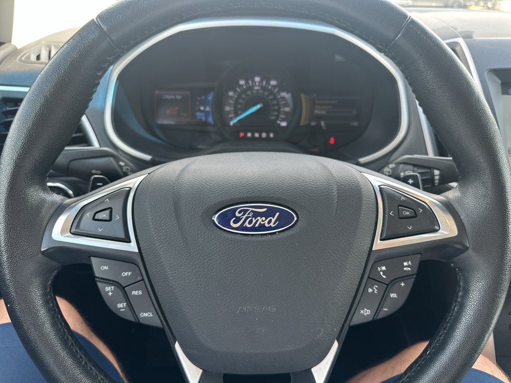 Used 2017 Magnetic Metallic Ford SEL image 16