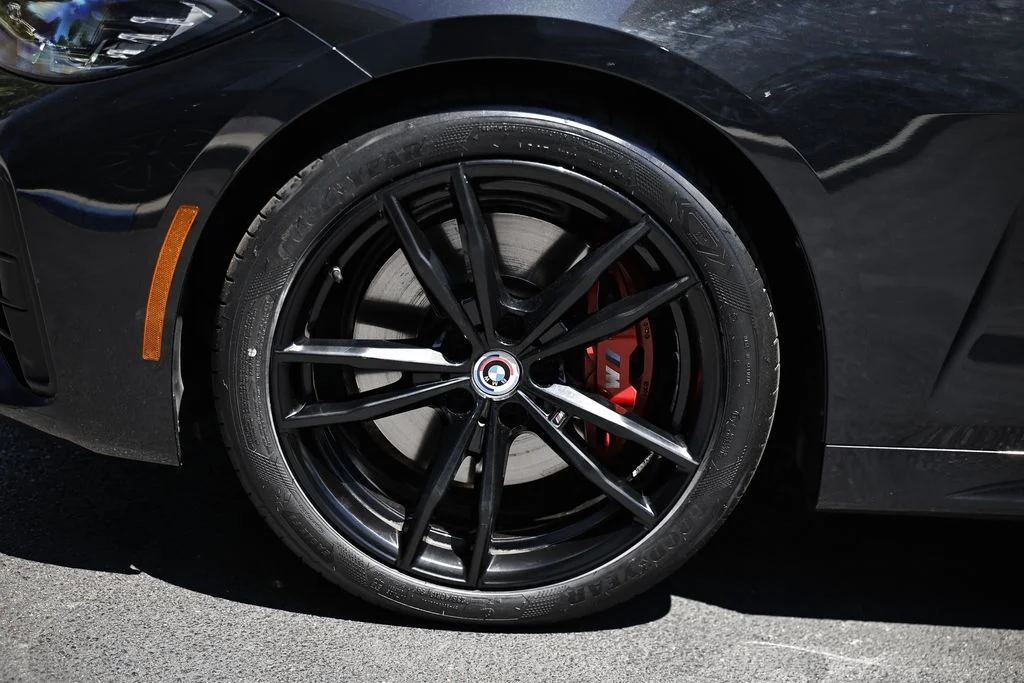 Used 2023 Black Sapphire Metallic BMW M440i xDrive image 11