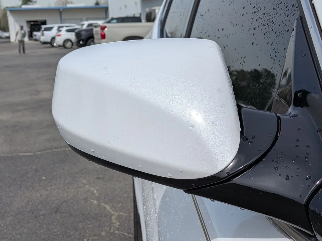 Used 2017 White Hyundai 2.4 Base image 12