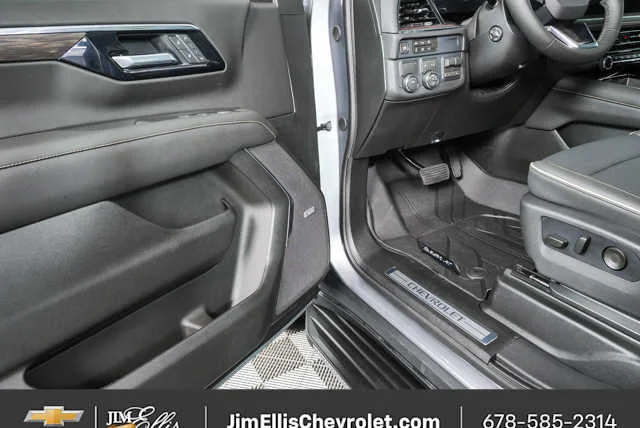 2026 Chevrolet Tahoe Premier - Photo 8