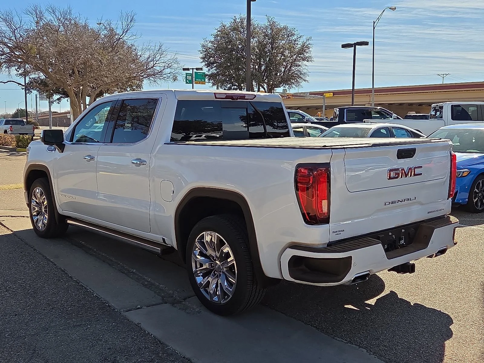 2026 GMC Sierra 1500 Denali - Photo 3