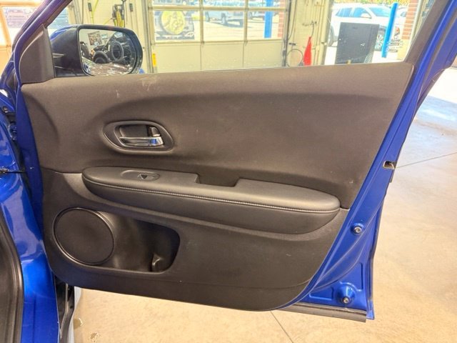 Used 2018  Honda LX image 25