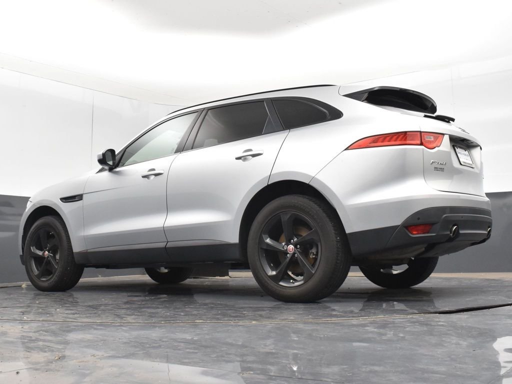 Used 2019 Silver Jaguar 25t Premium image 26