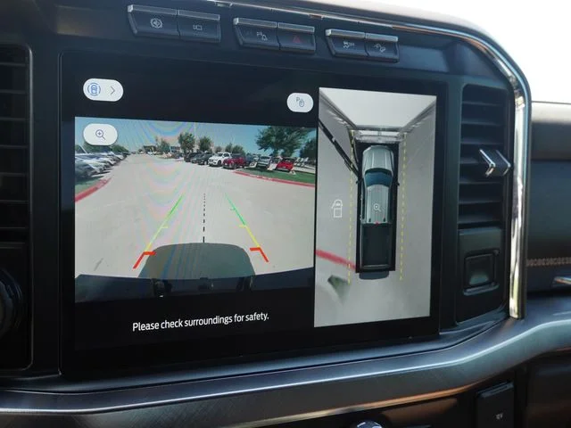 Used 2024 White Ford King Ranch image 25