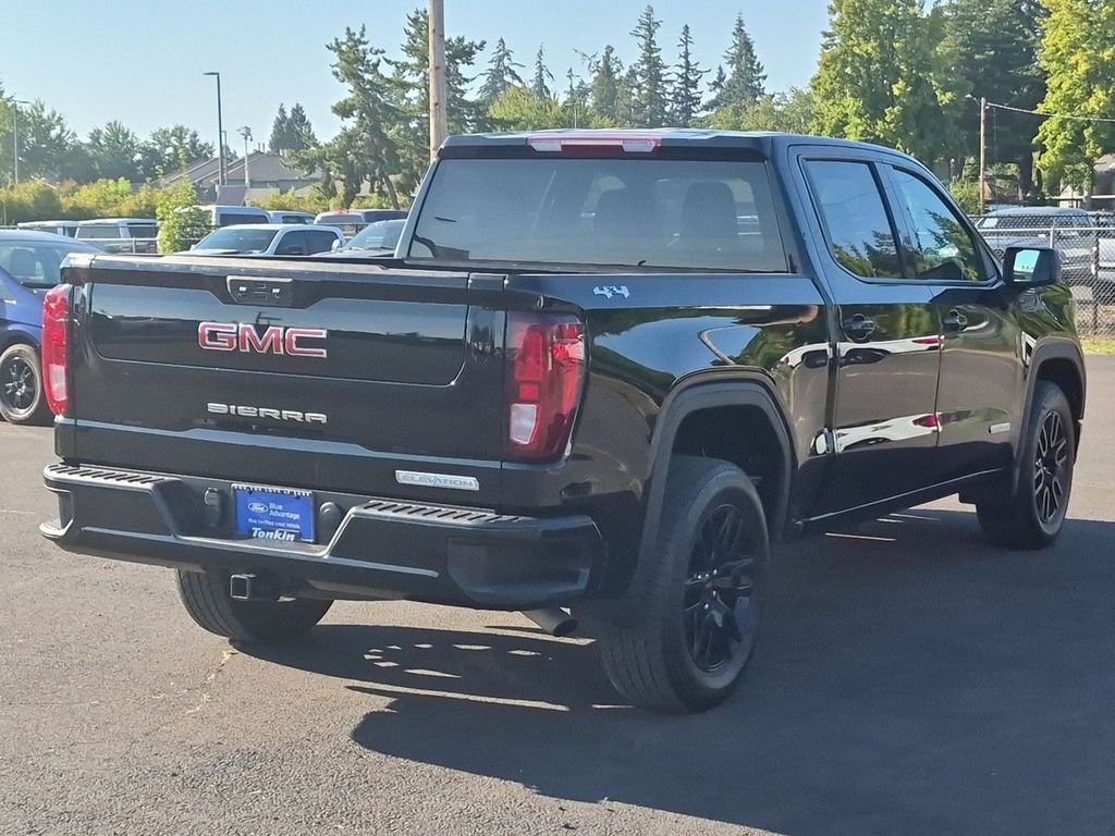 Certified Used 2023 Onyx Black GMC Elevation image 5
