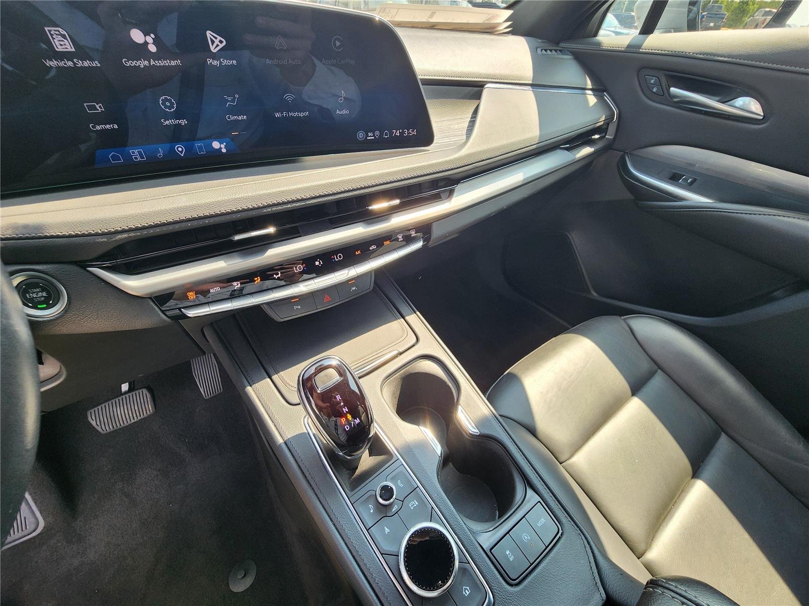 Used 2025 Argent Silver Metallic Cadillac FWD Premium Luxury image 10