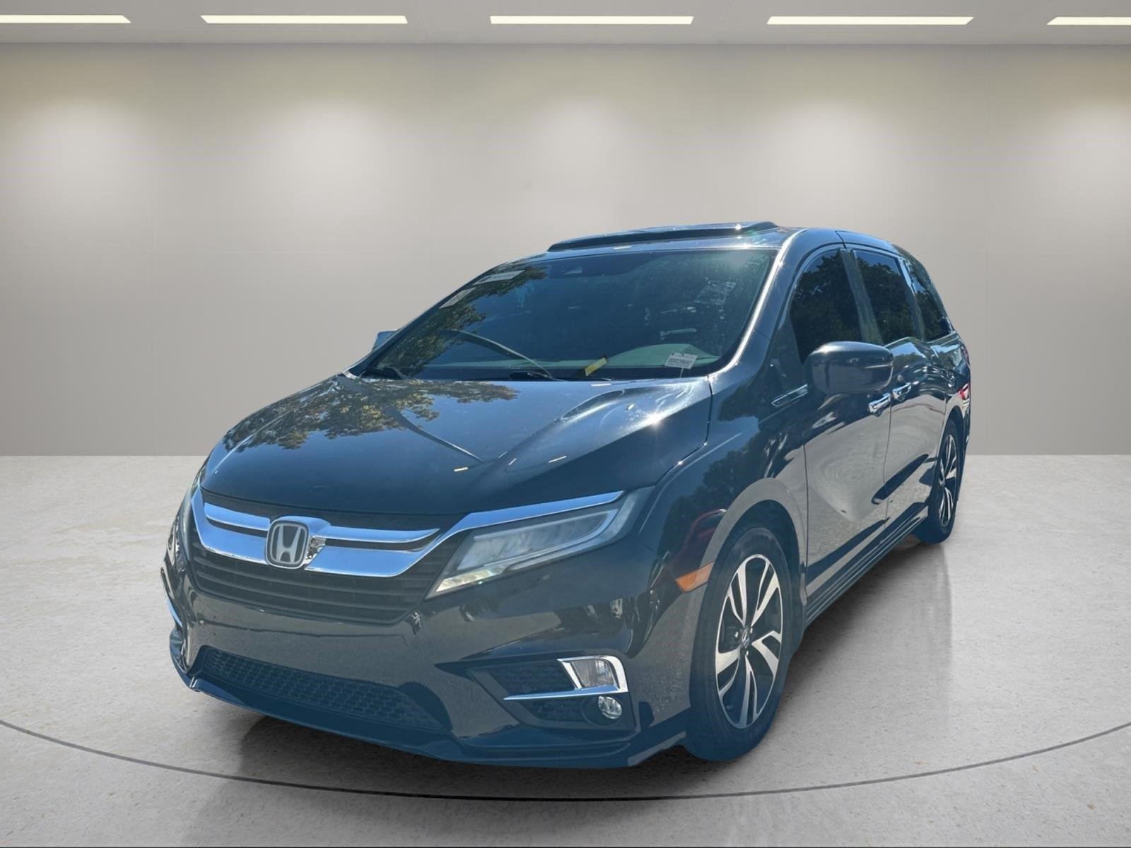 Used 2018 Crystal Black Pearl Honda Elite image 3