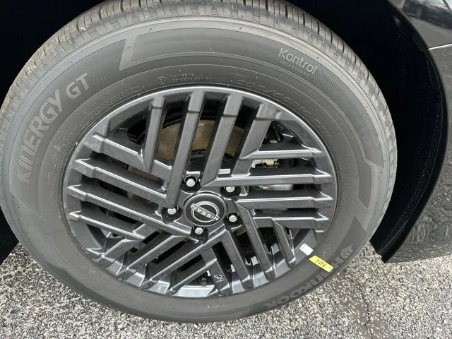 New 2026 Super Black Nissan SV image 20
