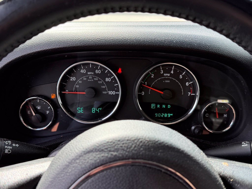 Used 2018 Black Jeep Unlimited Sahara image 17