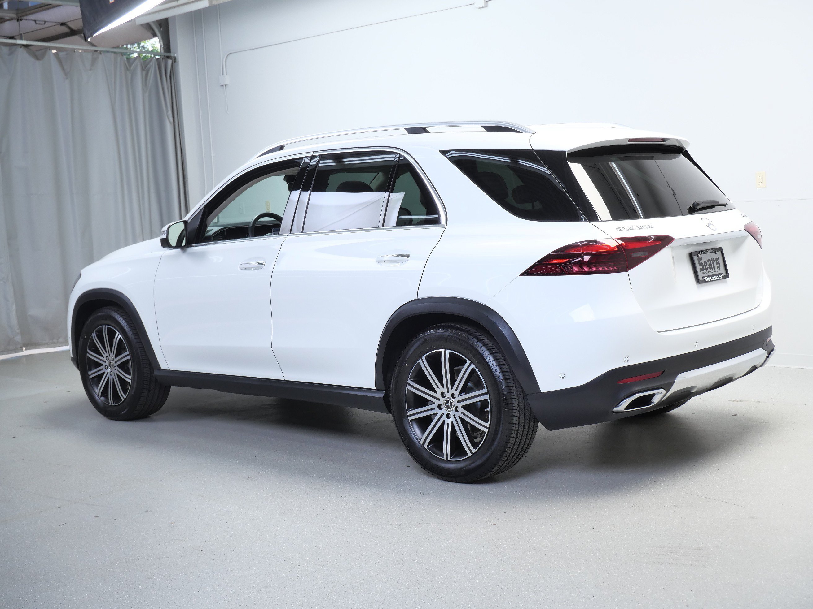 Certified Used 2026 Polar White Mercedes-Benz GLE 350 image 11