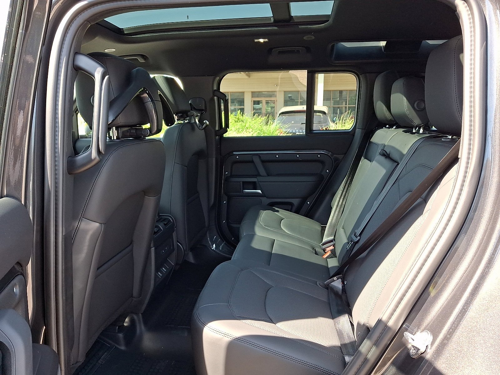 New 2026 Carpathian Grey Land Rover S image 7