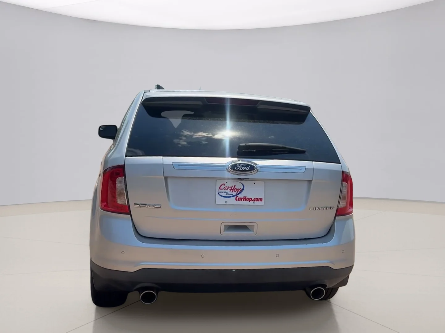 Used 2011 Silver Ford LIMITED image 4