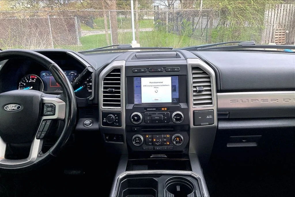 Used 2017 Black Ford Platinum image 5