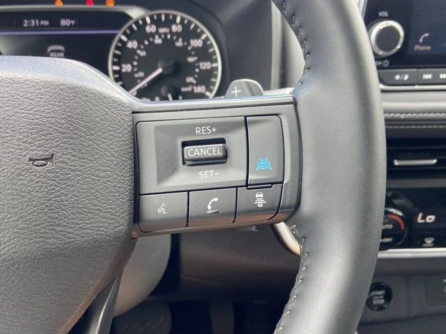 2025 Nissan Rogue SV - Photo 18