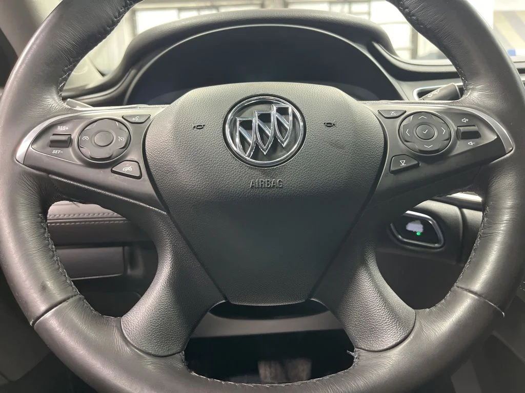 Used 2019 Pepperdust Metallic Buick Essence image 17