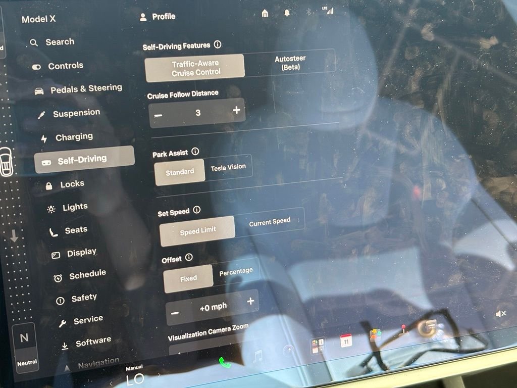 Used 2022  Tesla Plaid image 25