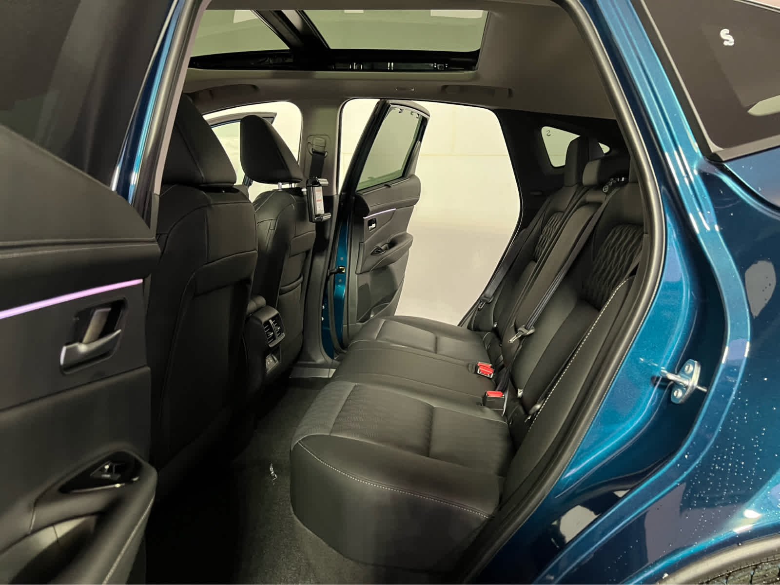 New 2026 Aurora Blue Pearl Metallic / Super Black Two-tone Nissan Platinum image 16