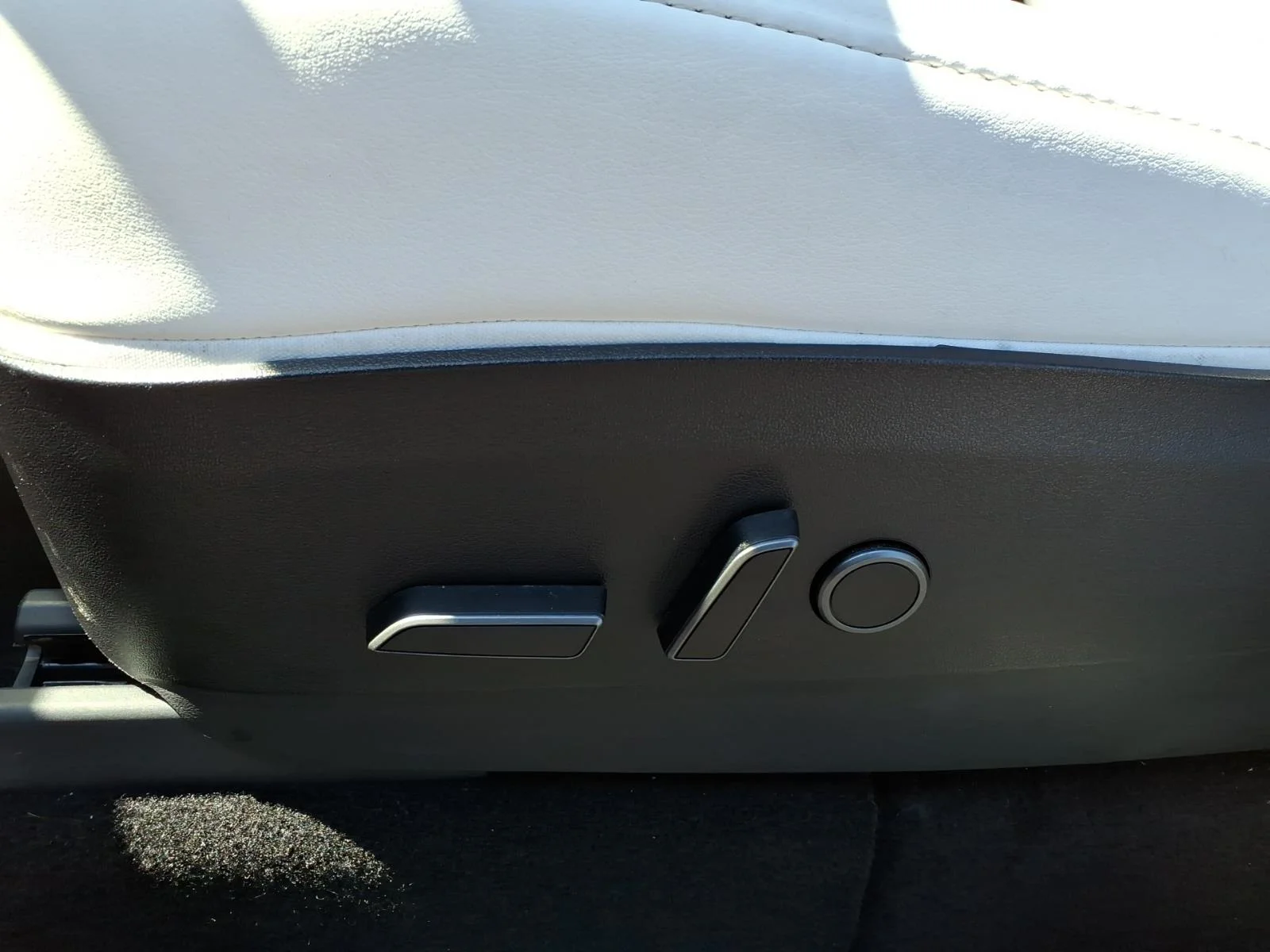 Used 2022 Black Tesla Performance image 18