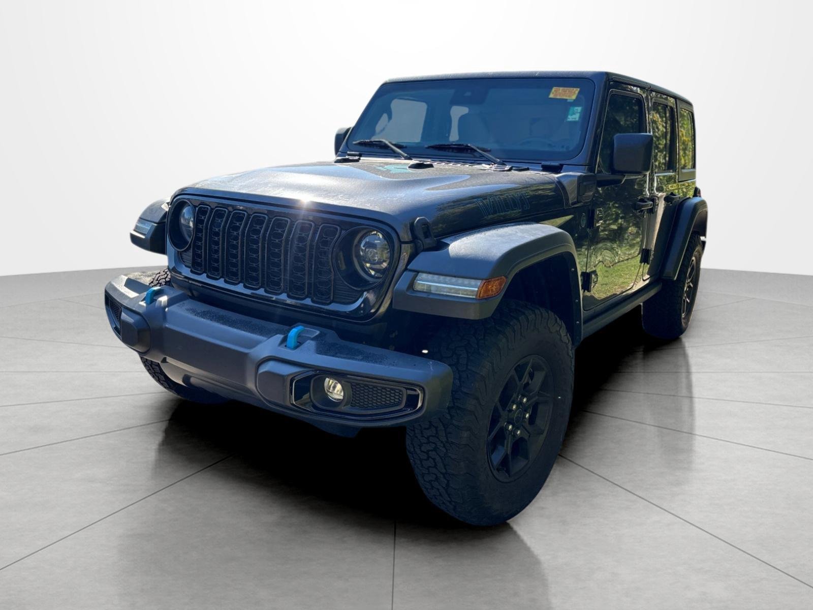 Used 2024 Granite Crystal Metallic Clearcoat Jeep Willys image 1