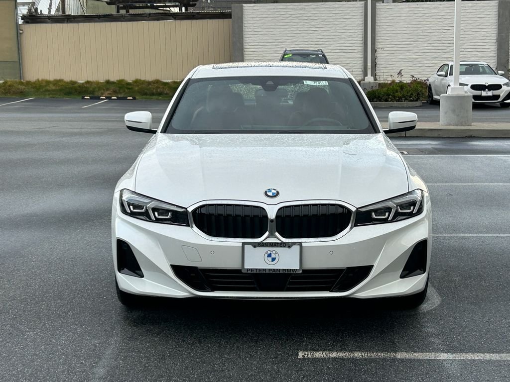 New 2026 Mineral White Metallic BMW 330i image 8
