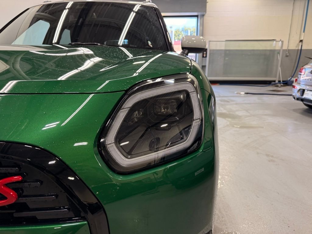 Used 2026 British Racing Green IV Met MINI  image 9