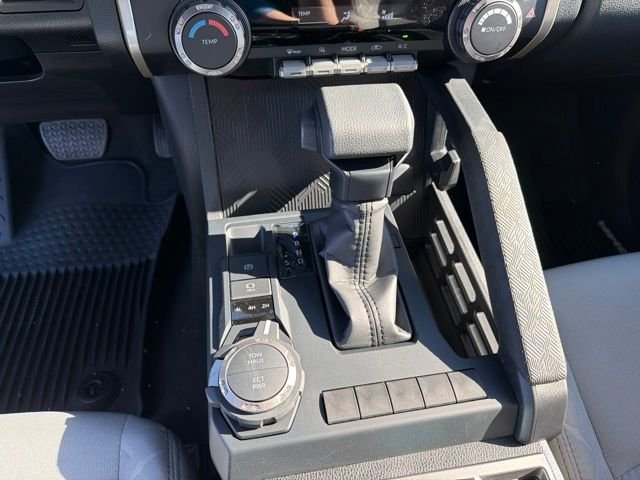 New 2026 Black Toyota  SR5 image 21