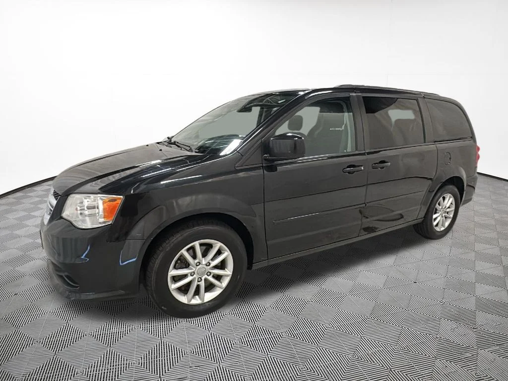 Used 2016 Dodge Grand Caravan SXT with VIN 2C4RDGCG4GR318166 for sale in Eau Claire, WI